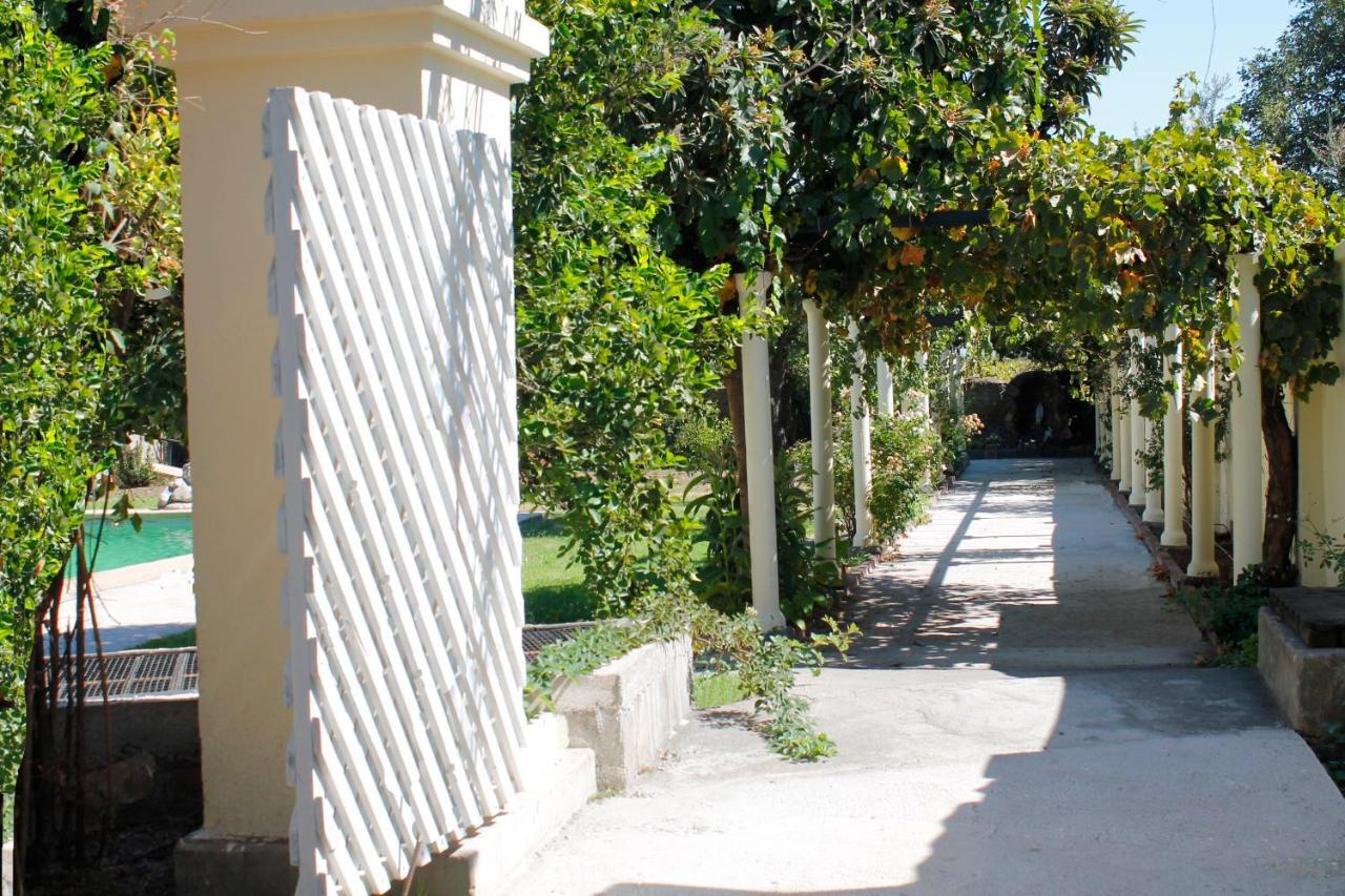 Hotel Santa Teresa *